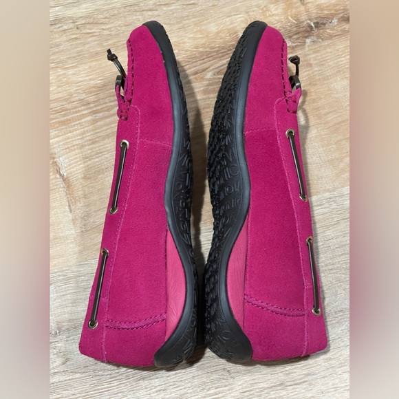 NEW Vionic | Pink Petaluma Suede Loafer Size 7.5 - Picture 5 of 9